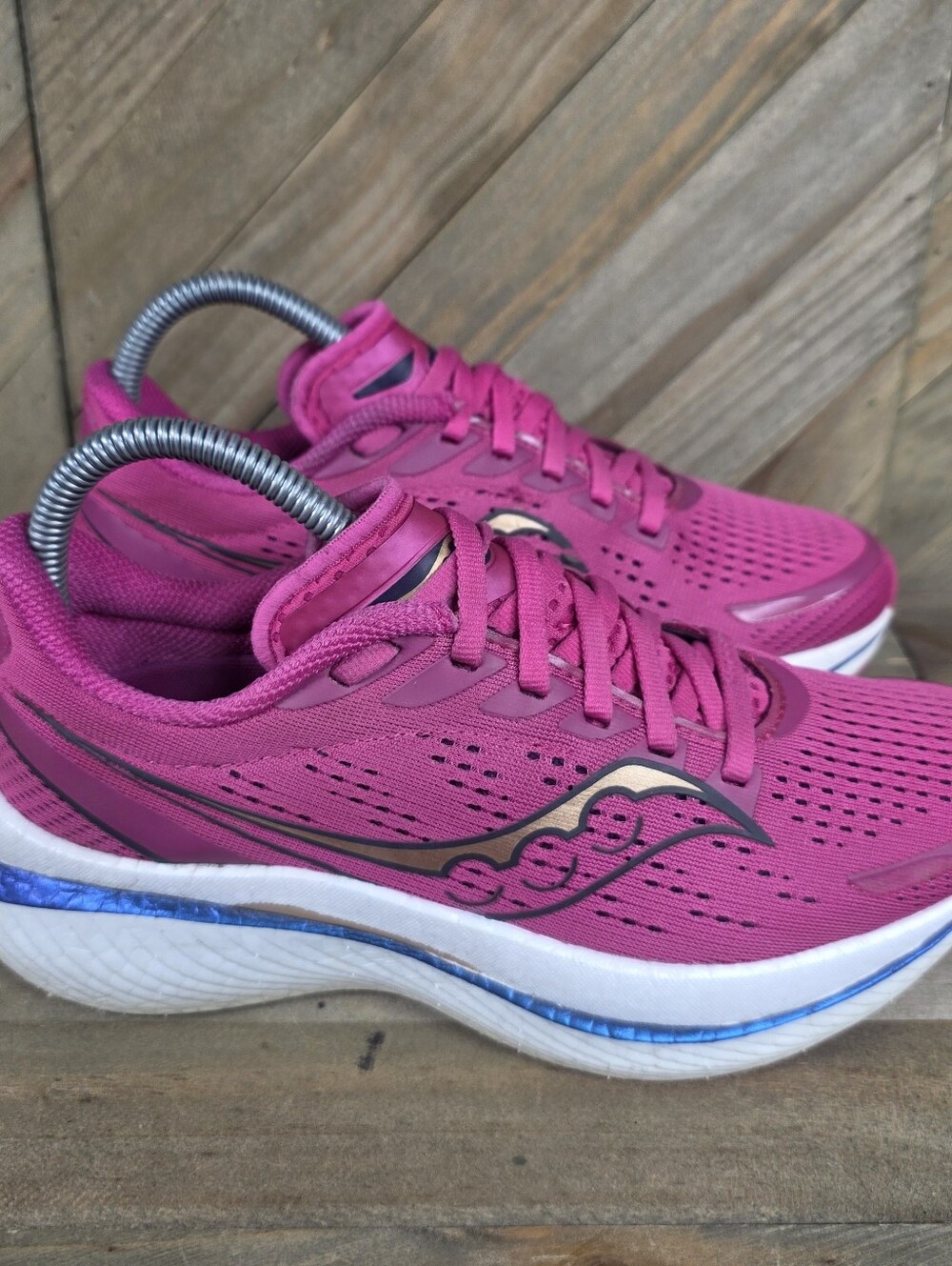 Saucony Endorphin Speed 3 Womens Athletic Running Shoes Size 7.5 Quartz Pink